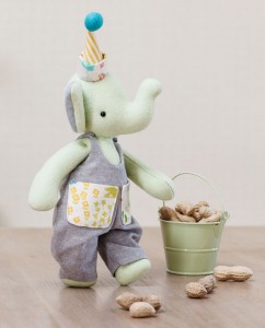 Pockets-The-Elephant