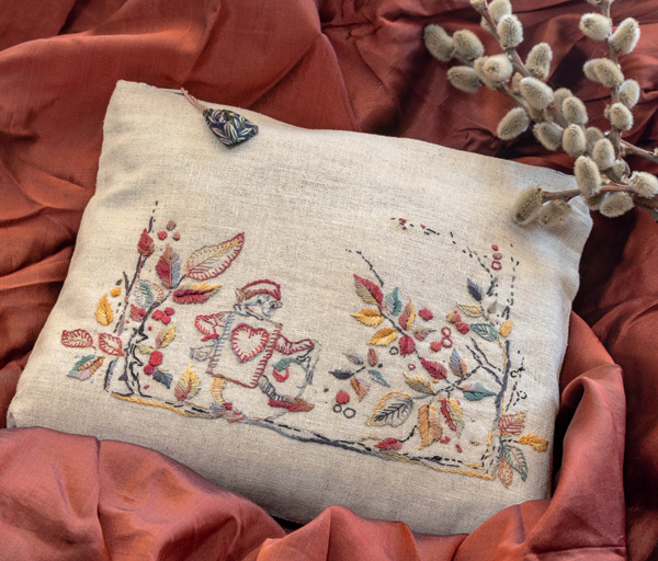 Arthur And Alice Pouch